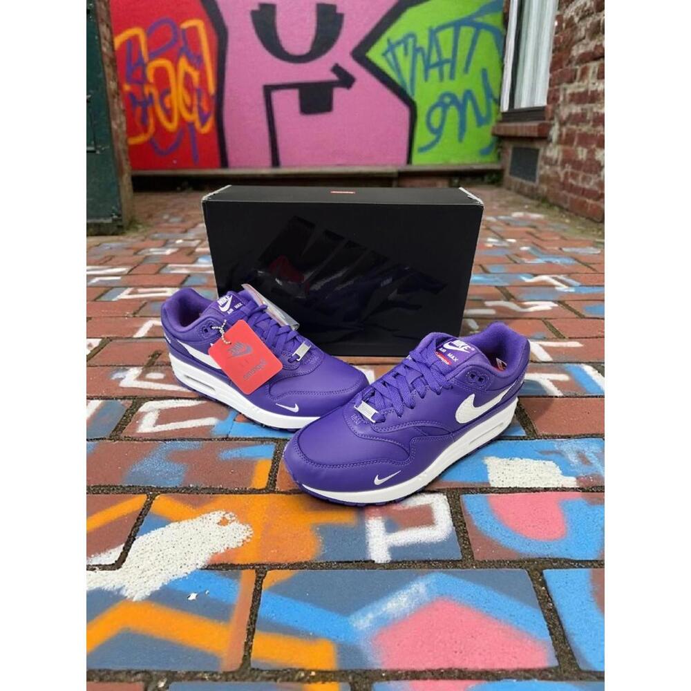 NIKE AIR MAX 1 '87 SUPREME VARSITY BLUE SKU#HF8813-500 SIZE 8 BRAND NEW IN HAND!